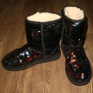 Size 9 UGG Black and Copper Sequin Shearling Lined Short Boots
